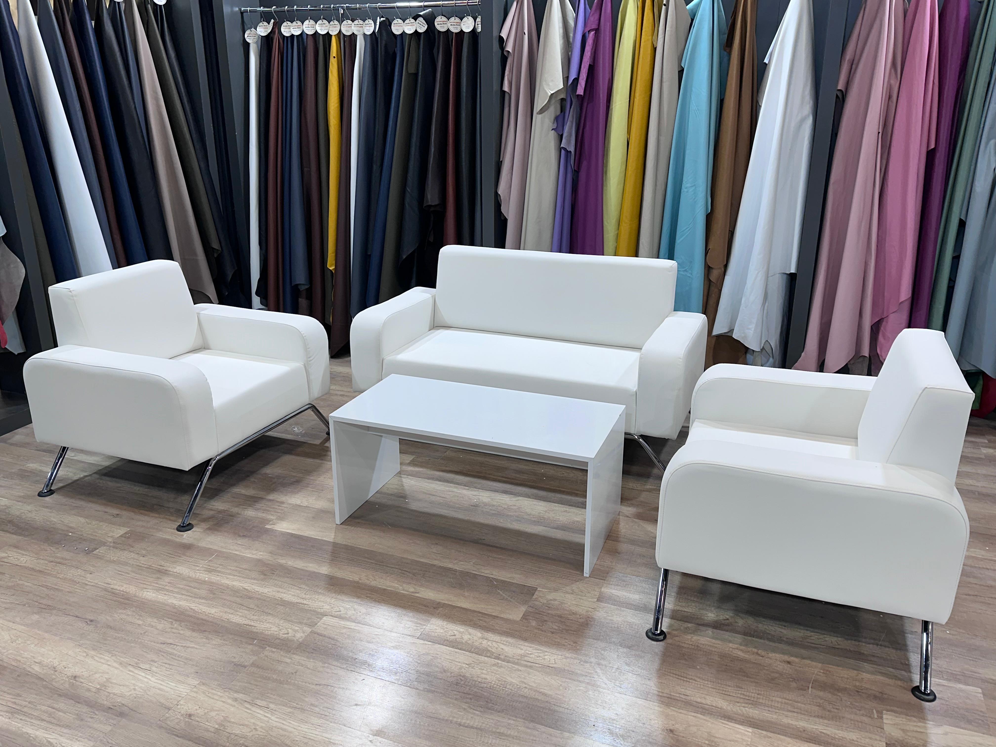 Lüks beyaz koltuk takımı